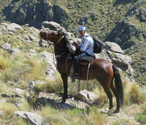 Sierras y caballos