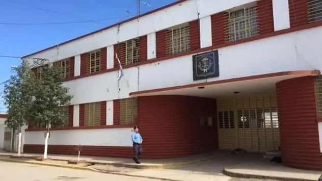 Cárcel de Villa María: condenaron a tres expenitenciarios y a más de 20 integrantes de una red de estafas