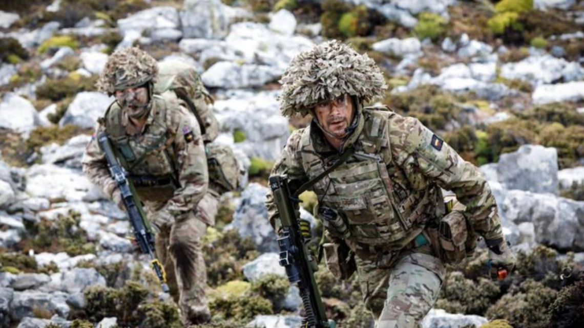Reino Unido recreó el desembarco de 1982 en un ejercicio militar en Malvinas