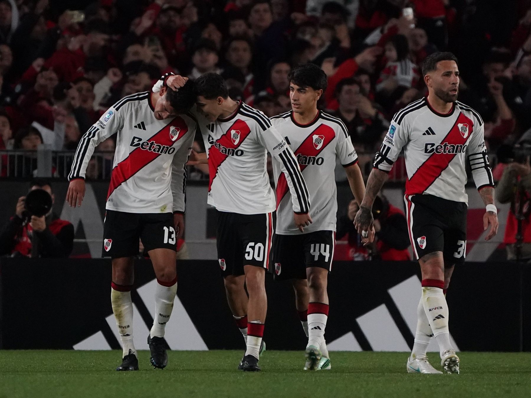 River le gana 1-0 a Racing en la fecha 14 del Clausura 2026