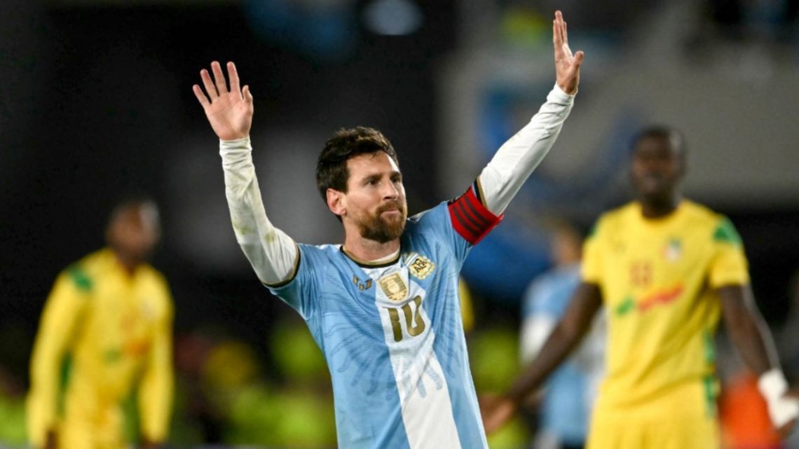 Messi se despidió de la Selección con un 3-0 ante Benín