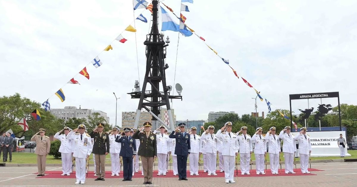 La Armada denuncia pagos irregulares por casi $1.000 millones