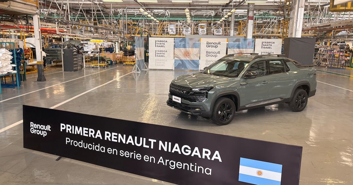 Renault inició en Córdoba la producción de Niagara, su primera pick up nacional
