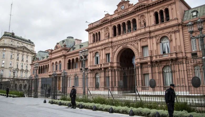 Hallan revuelta la sala de periodistas de Casa Rosada y crece la tensión