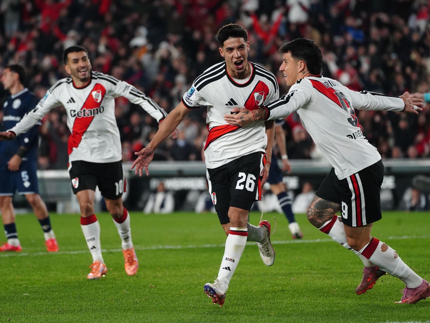 River derrotó 3-1 a Independiente Rivadavia y encadena dos triunfos