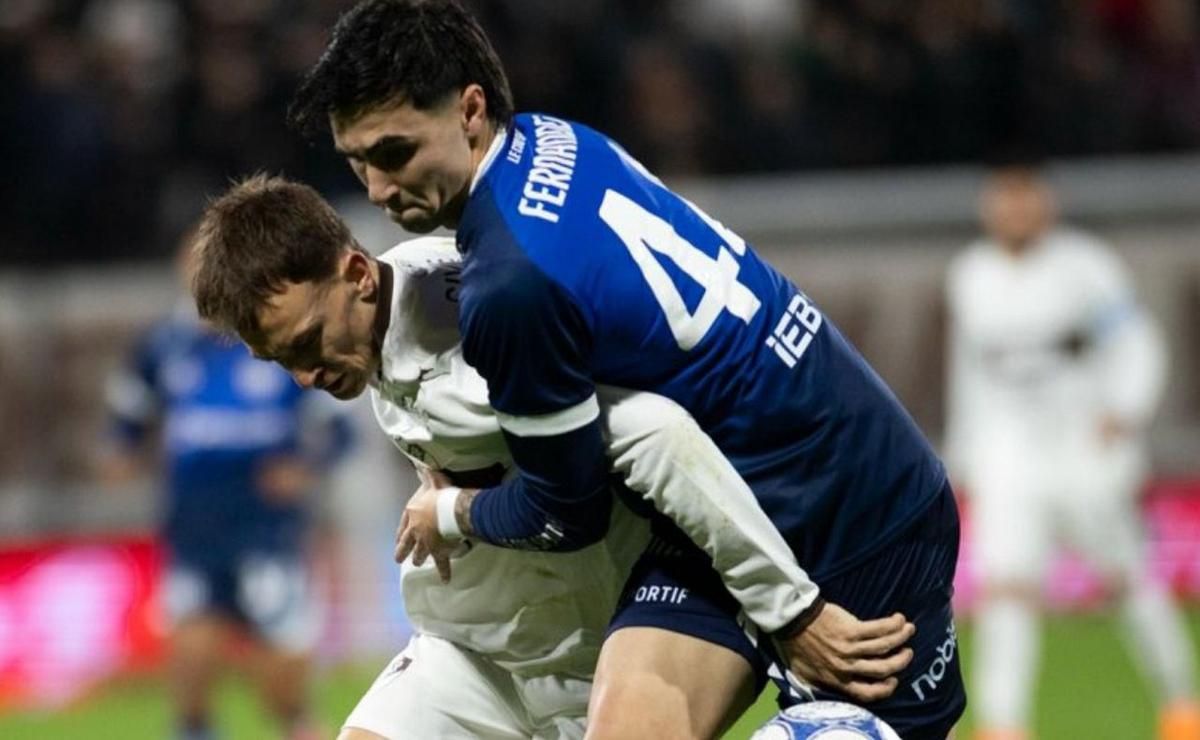 Talleres goleó a Platense, sumó sus primeros puntos y Sampaoli consiguió alivio