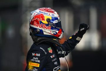 Verstappen logra su primera pole en Malasia con un Red Bull renovado