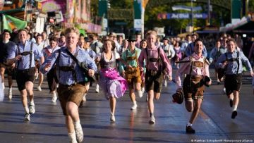 El "otro" Oktoberfest rompe récord con 7,4 millones de visitantes en Múnich