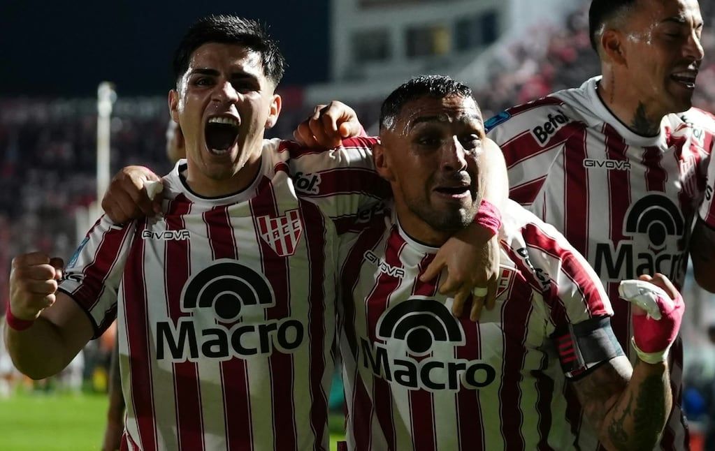 Instituto venció 3-1 a Talleres y sigue líder del Grupo A