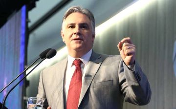Llaryora reclamó eliminar retenciones al maíz y avanzar con la ley de Biocombustibles