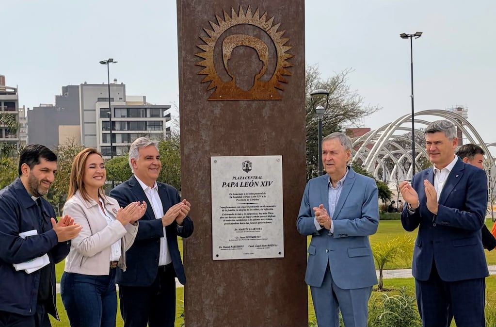 Llaryora y Schiaretti juntos inauguraron el Parque León XIV