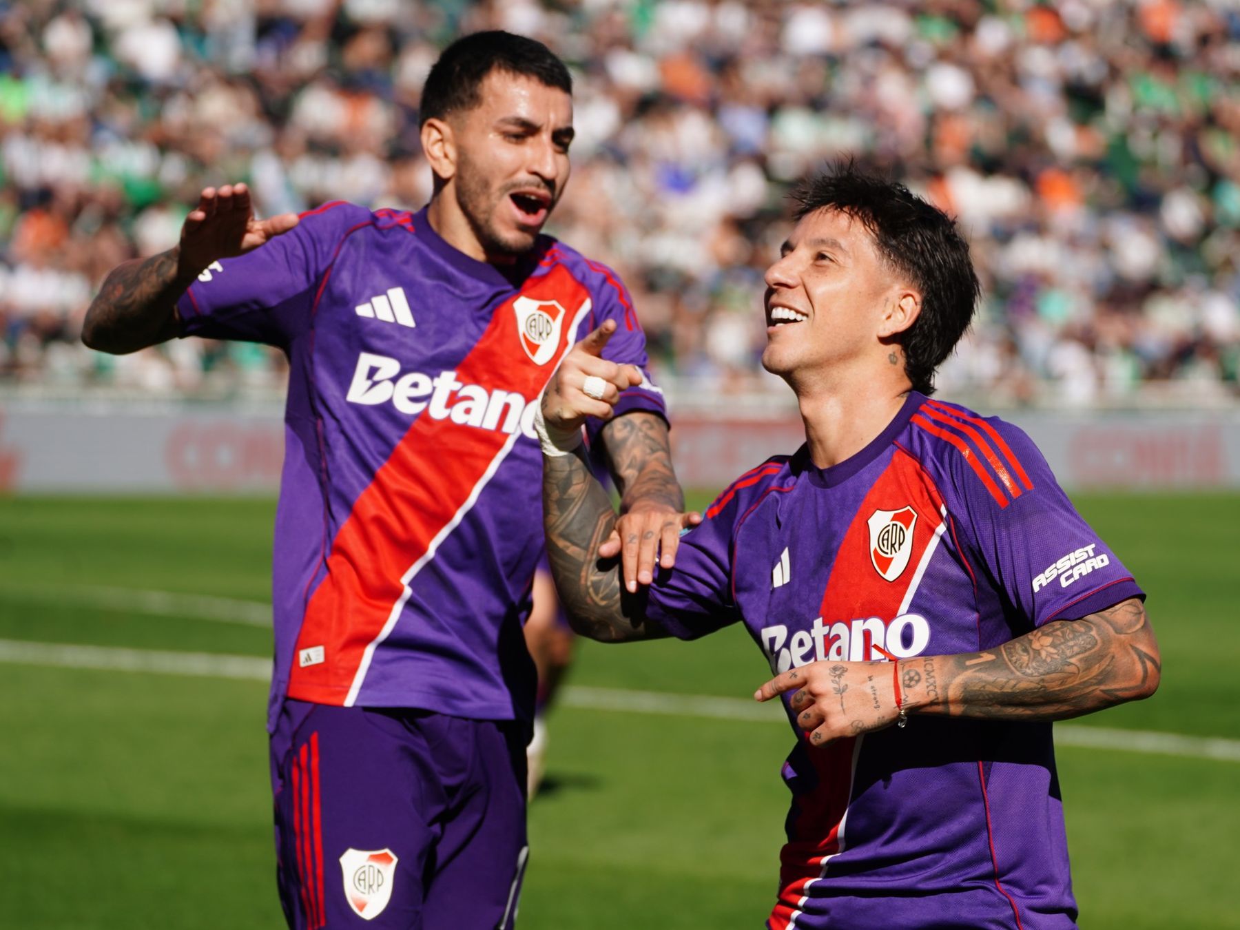 River se impuso 3-2 ante Banfield en el debut de Ponzio