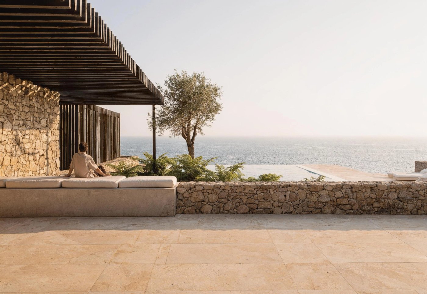 Akrotiri Residence