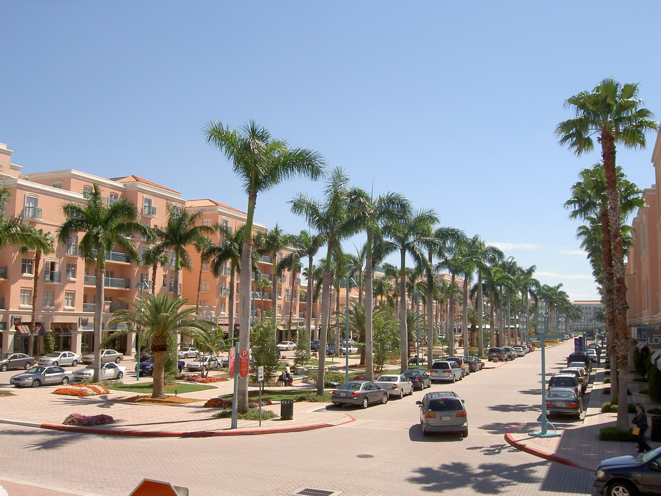 Mizner Park in Boca Raton photographed in 2005, illustrating the downtown setting but not Via Mizner construction.