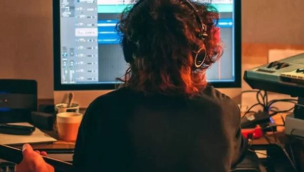 Giải cứu CPU: Bệnh lười "Bounce to Audio" đang bóp chết dự án của bạn