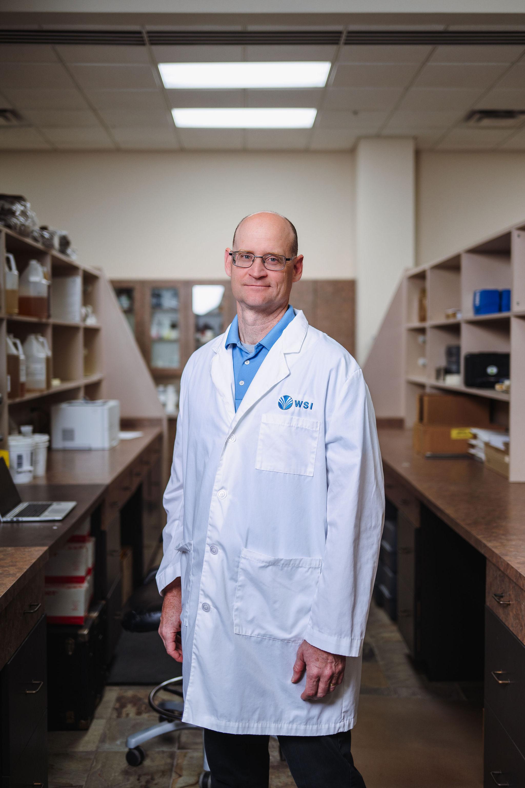 WSI research scientist in the lab — innovation in sustainable chemistry