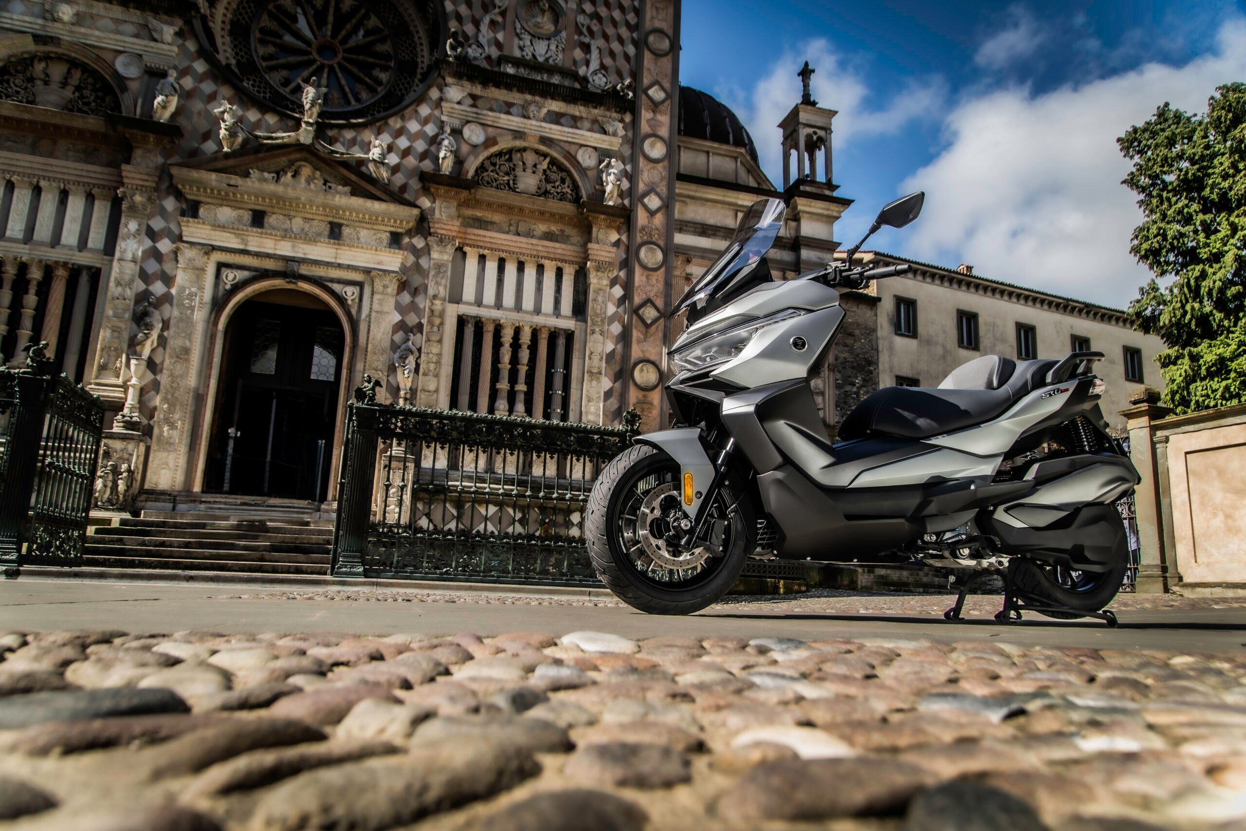 Foto 1: Moto VOGE SFIDA SR4 MAX nuova 350cc scooter (2026)