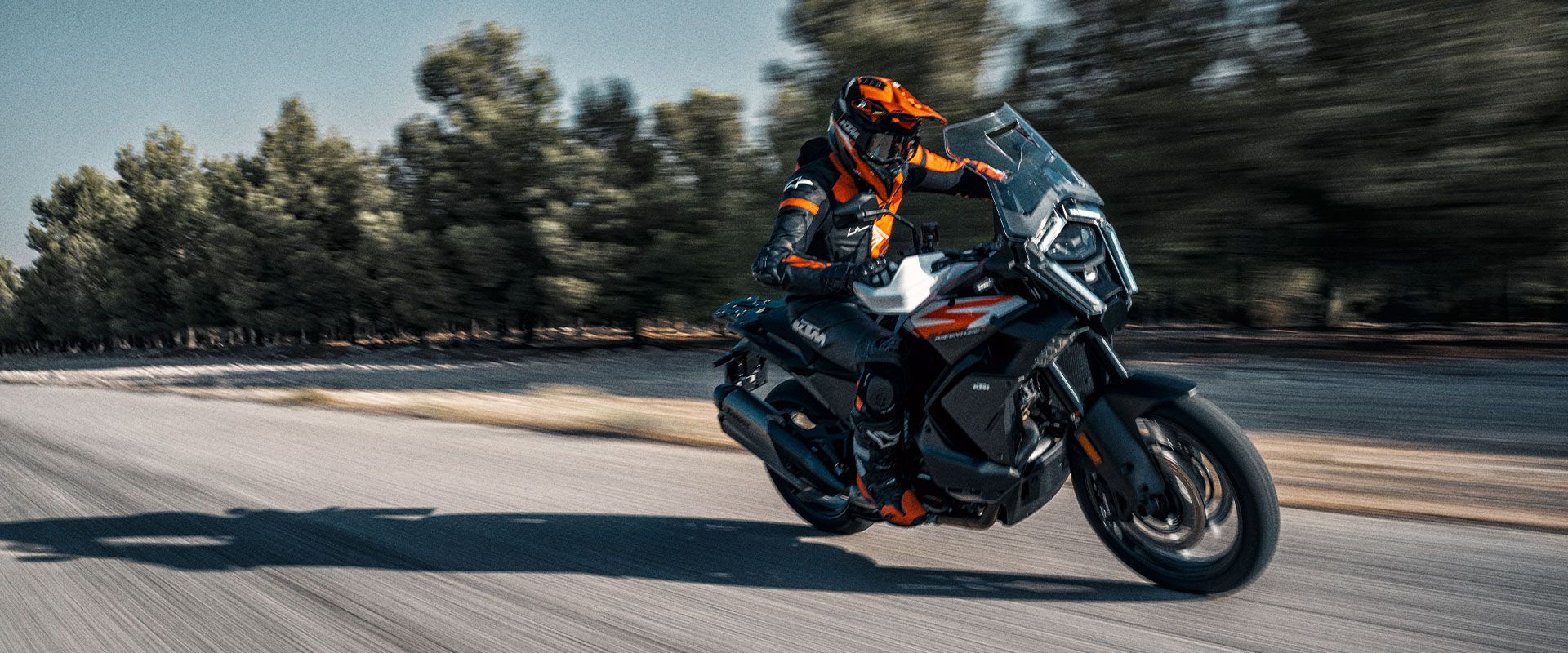 Foto 4: Moto KTM 1390 Super Adventure S nuova 1350cc strada (2026)