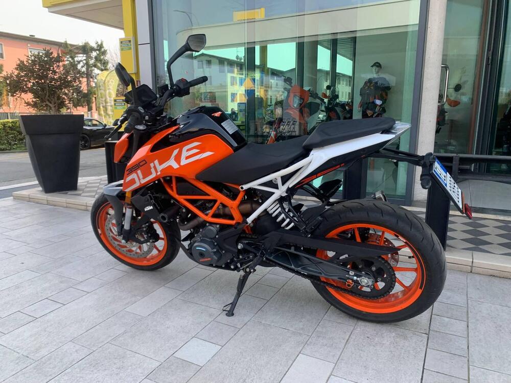 KTM 390 Duke ABS
