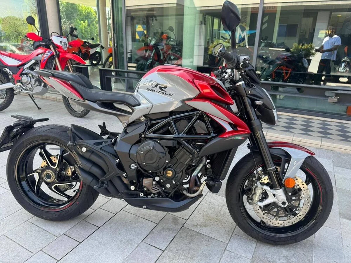 Foto 1: Moto MV AGUSTA Brutale 800 RR usata 798cc strada (2017)