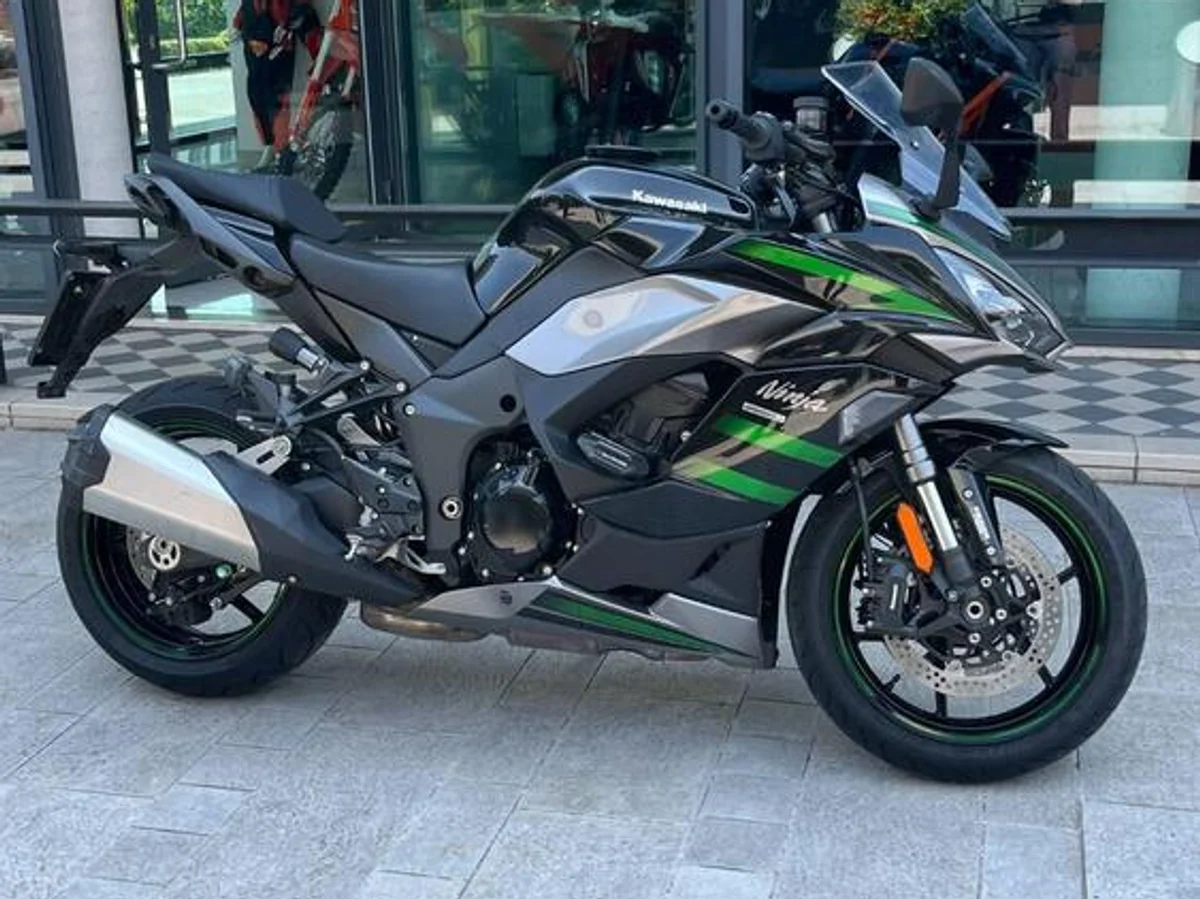 Foto 1: Moto KAWASAKI Ninja 1000 SX usata 1043cc strada (2020)