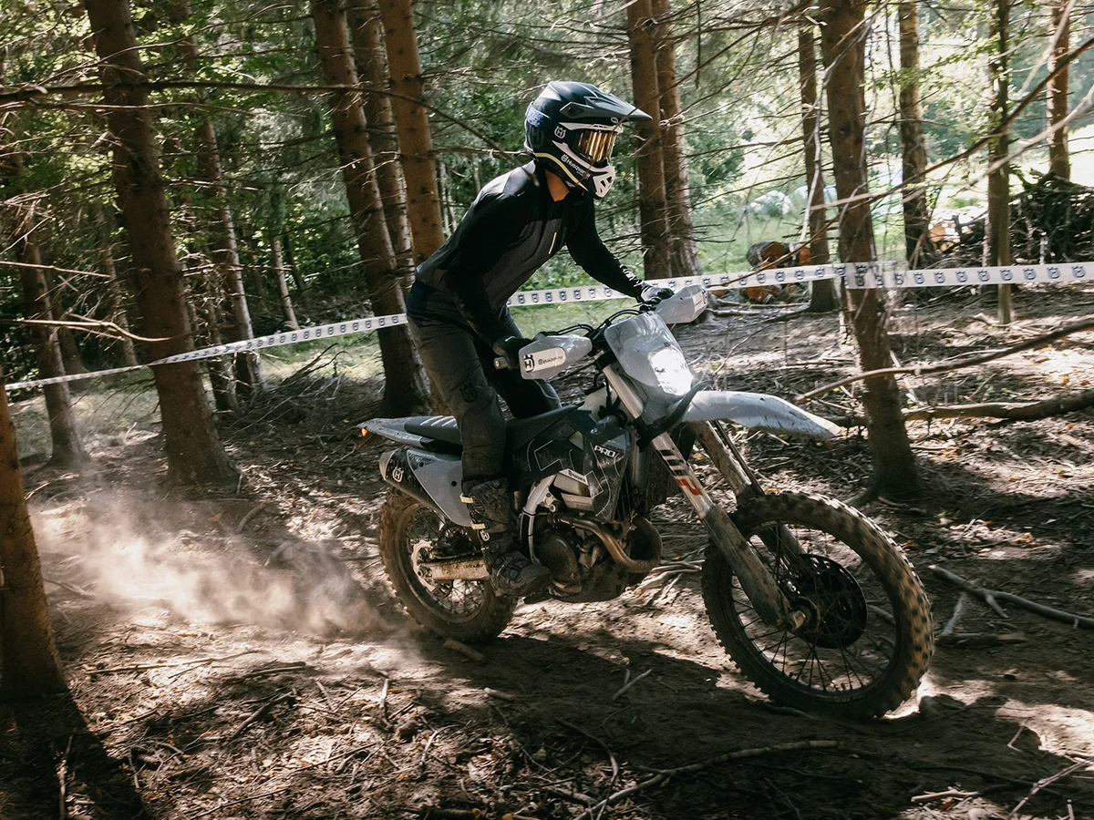 Foto 1: Moto HUSQVARNA FE 350 PRO nuova 350cc enduro (2026)