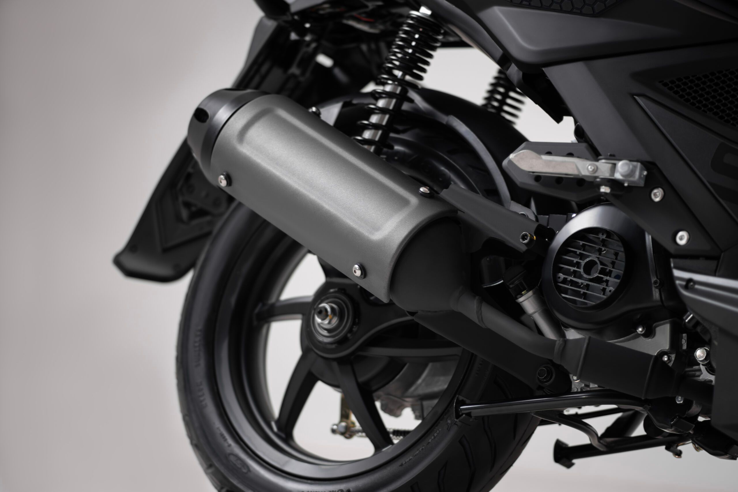 Foto 4: Moto KYMCO SUPER 8 50 R nuova 49cc scooter (2026)