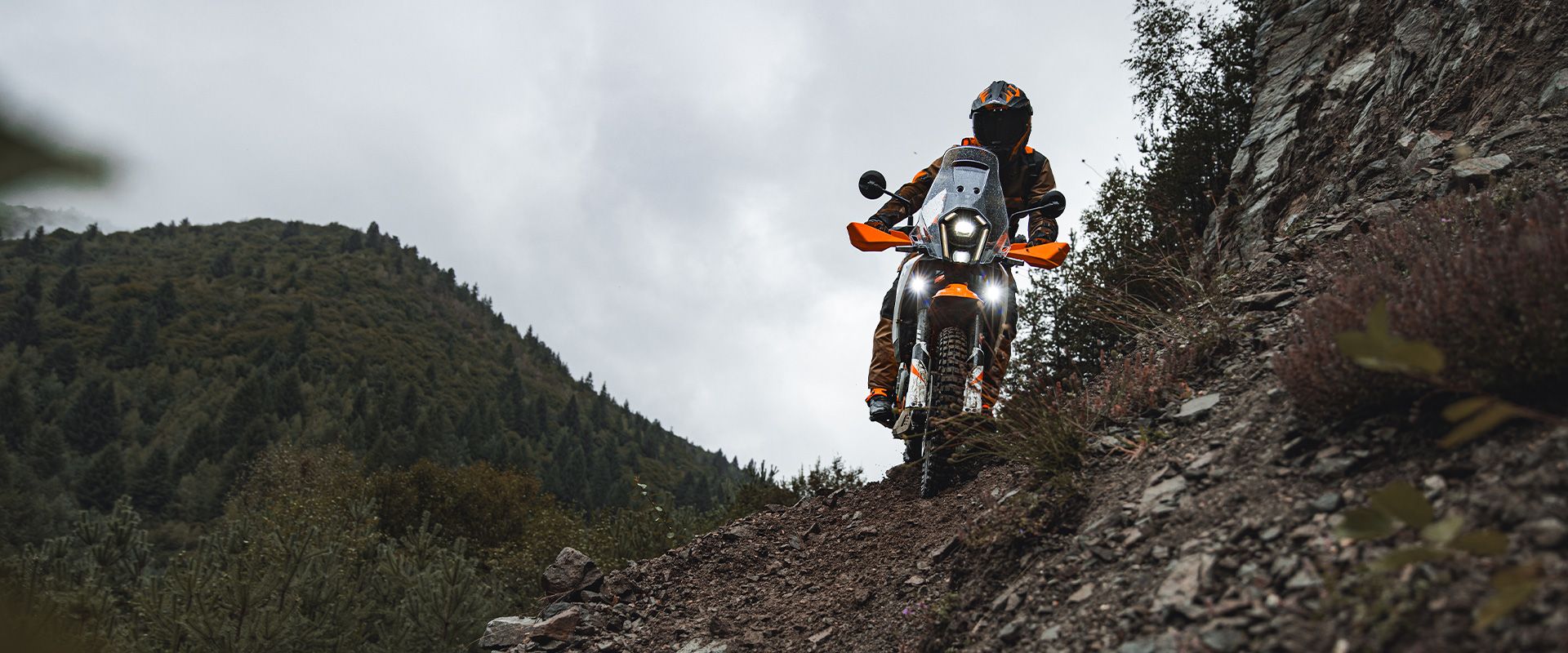 Foto 3: Moto KTM 390 Adventure X nuova 399cc strada (2026)