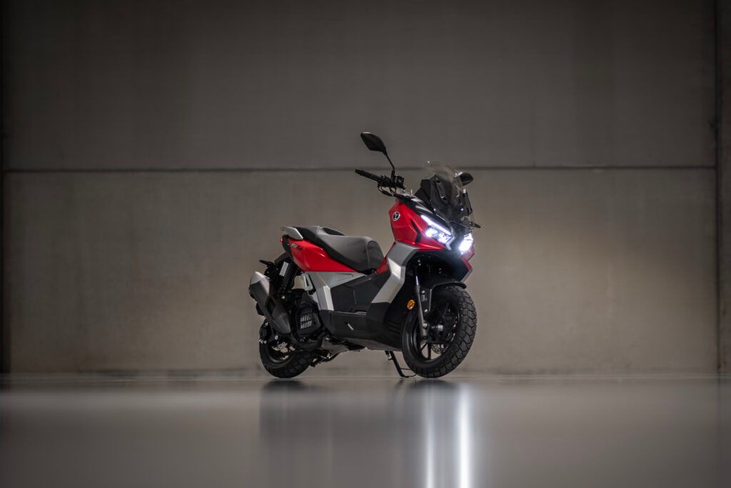 Foto 4: Moto VOGE SFIDA SR1 ADV nuova 124cc scooter (2026)