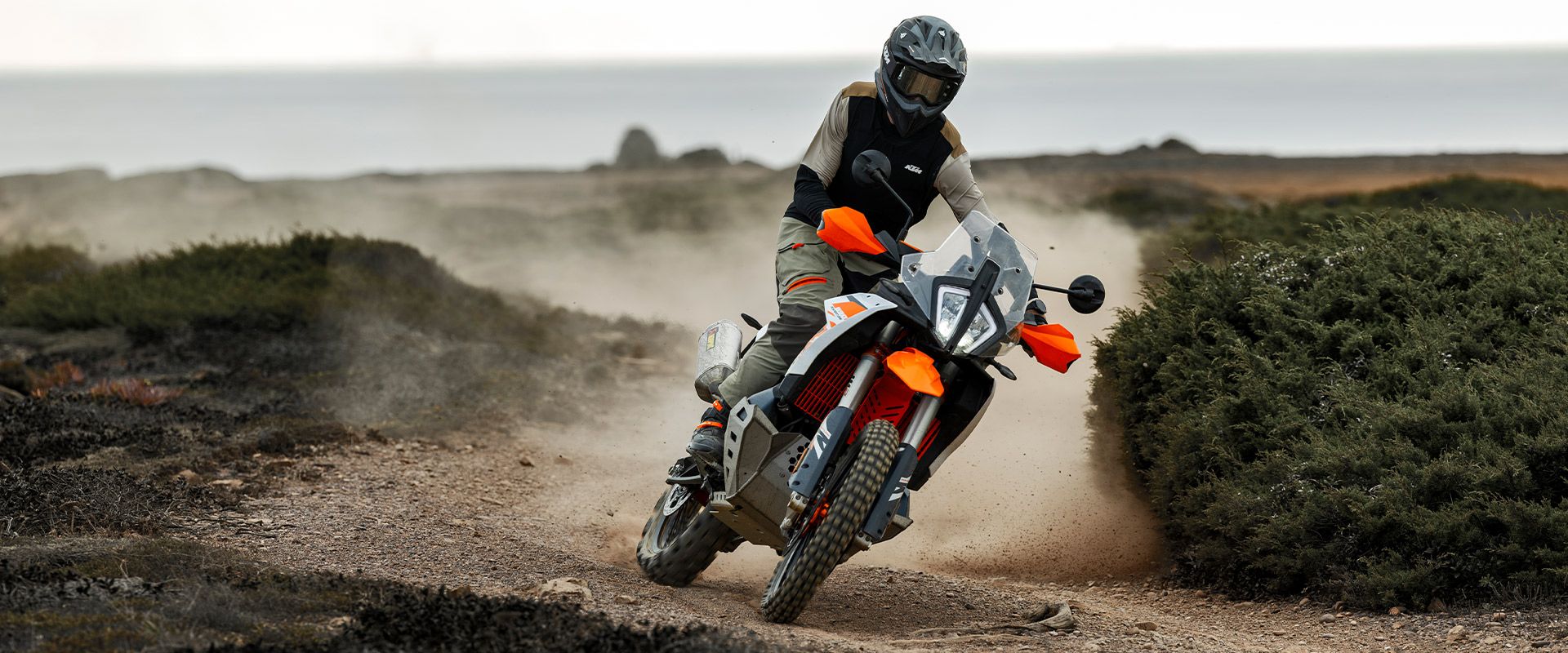 Foto 3: Moto KTM 890 Adventure R nuova 889cc strada (2026)