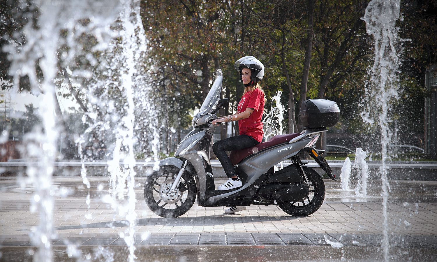 Foto 4: Moto KYMCO People S 200 nuova 163cc scooter (2026)