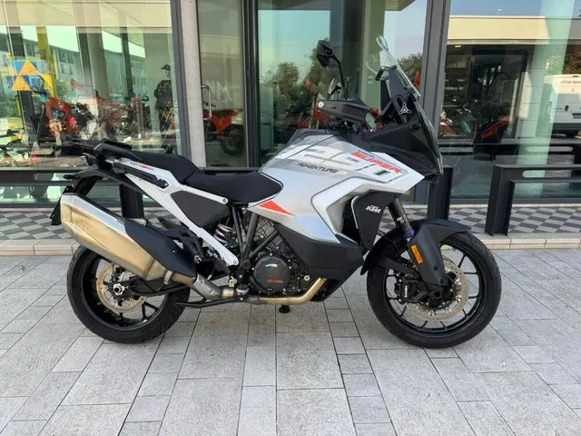 Foto 1: Moto KTM 1290 Super Adventure S usata 1301cc strada (2022)