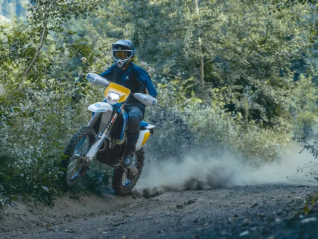 Foto 1: Moto HUSQVARNA FE 250 Heritage nuova 250cc enduro (2025)