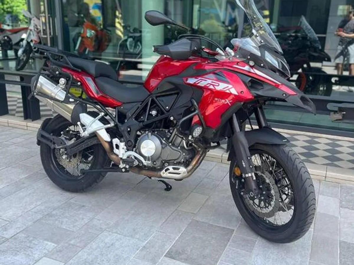 Foto 1: Moto BENELLI TRK 502X usata 500cc strada (2018)