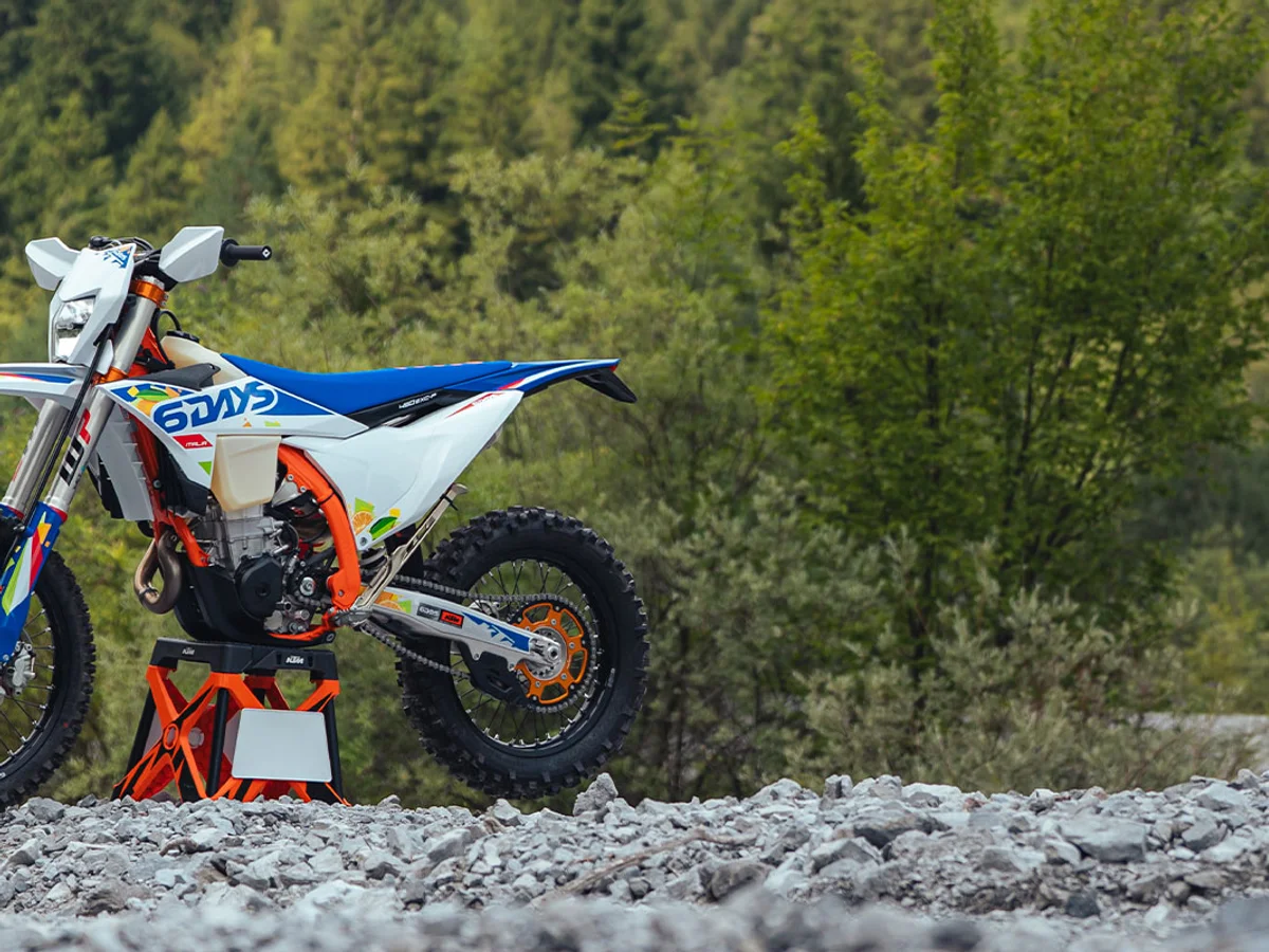 Foto 1: Moto KTM 450 EXC-F 6DAYS nuova 450cc enduro (2026)