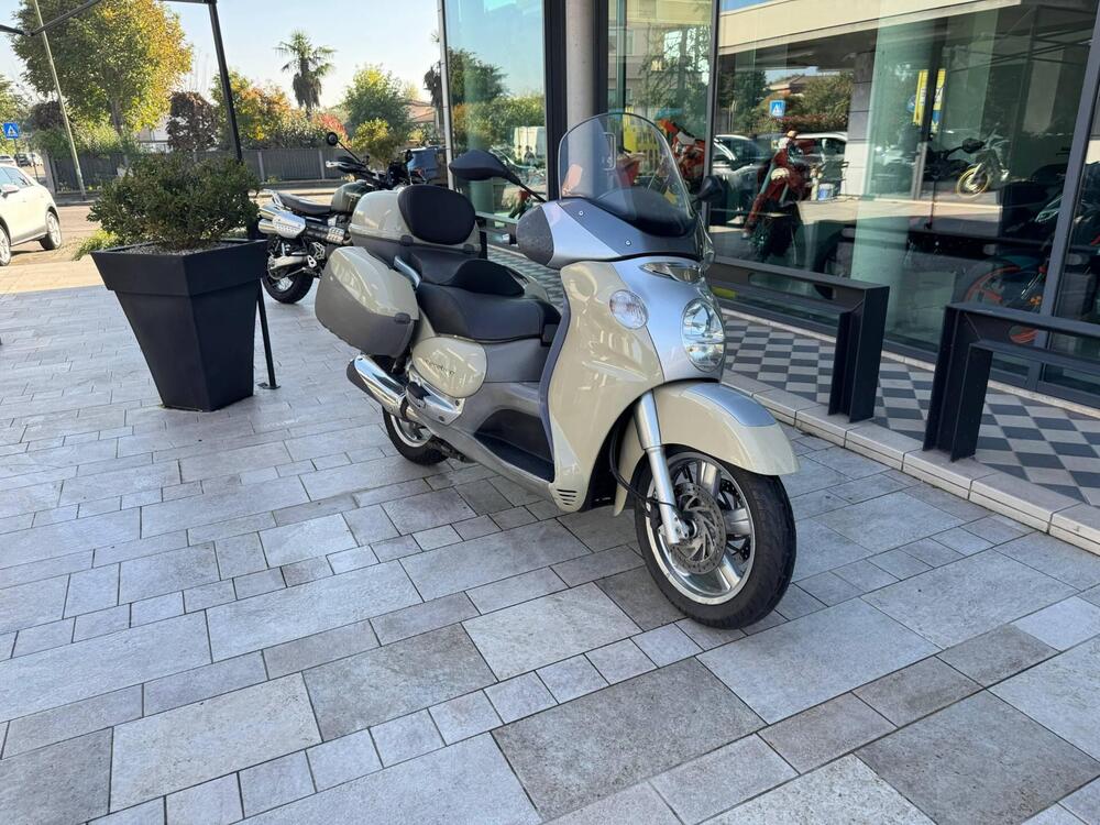 Foto 2: Moto APRILIA Scarabeo 500 usata 460cc strada (2002)