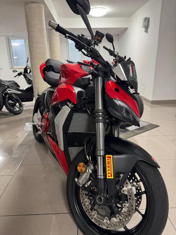Foto 2: Moto DUCATI Streetfighter V2 usata 955cc strada (2022)