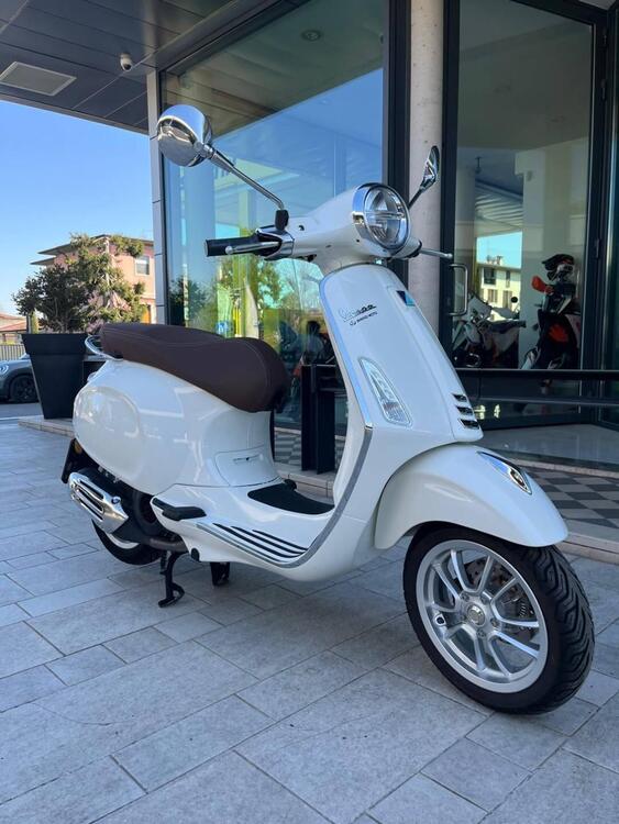 Vespa Primavera 125