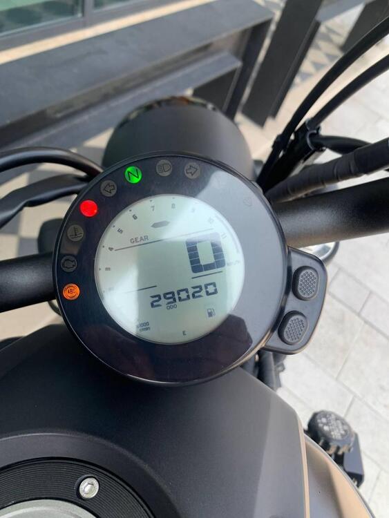 Foto 2: Moto YAMAHA XSR 700 ABS usata 689cc strada (2016)