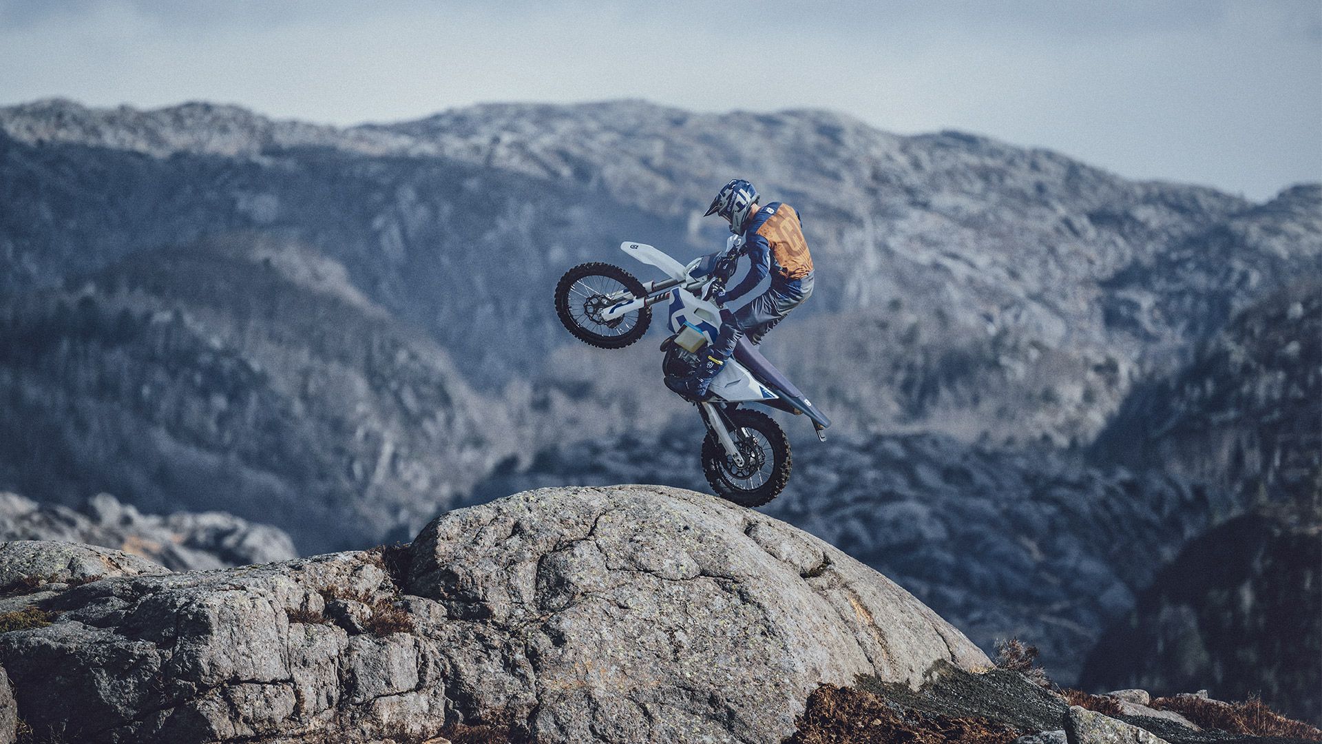 Foto 1: Moto HUSQVARNA FE 250 nuova 250cc enduro (2026)