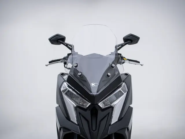 Foto 1: Moto KYMCO DINK R 150 Tunnel nuova 150cc scooter (2026)