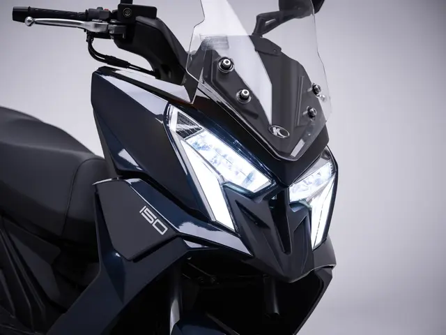 Foto 1: Moto KYMCO DINK 150 Flat nuova 150cc scooter (2026)