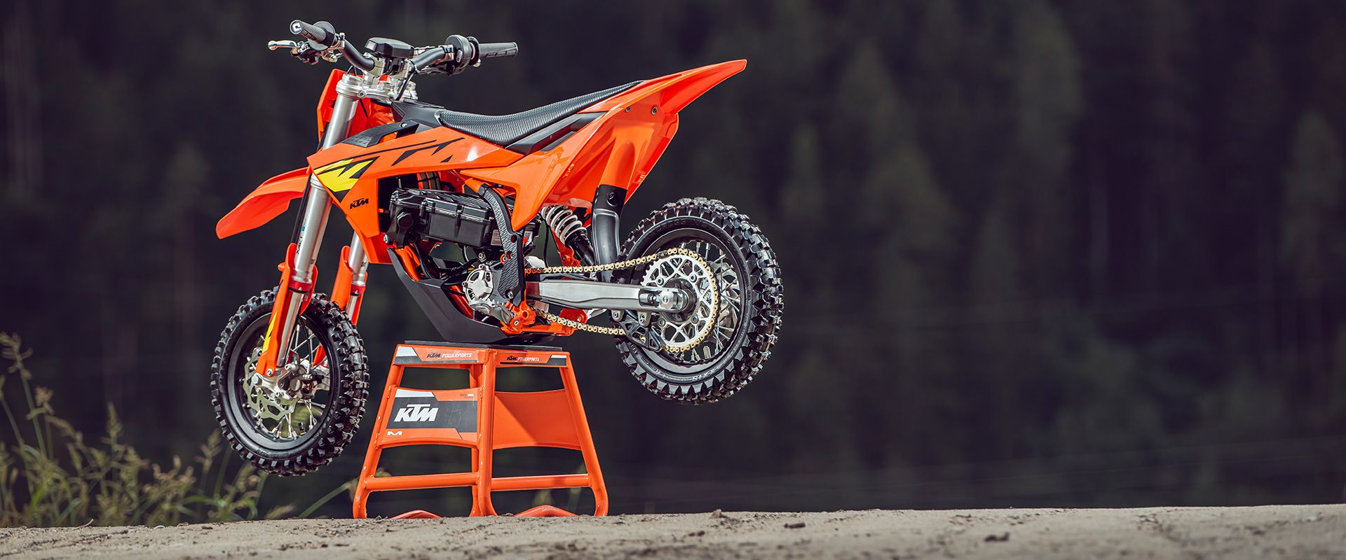 Foto 2: Moto KTM SX-E 3 nuova cross (2025)