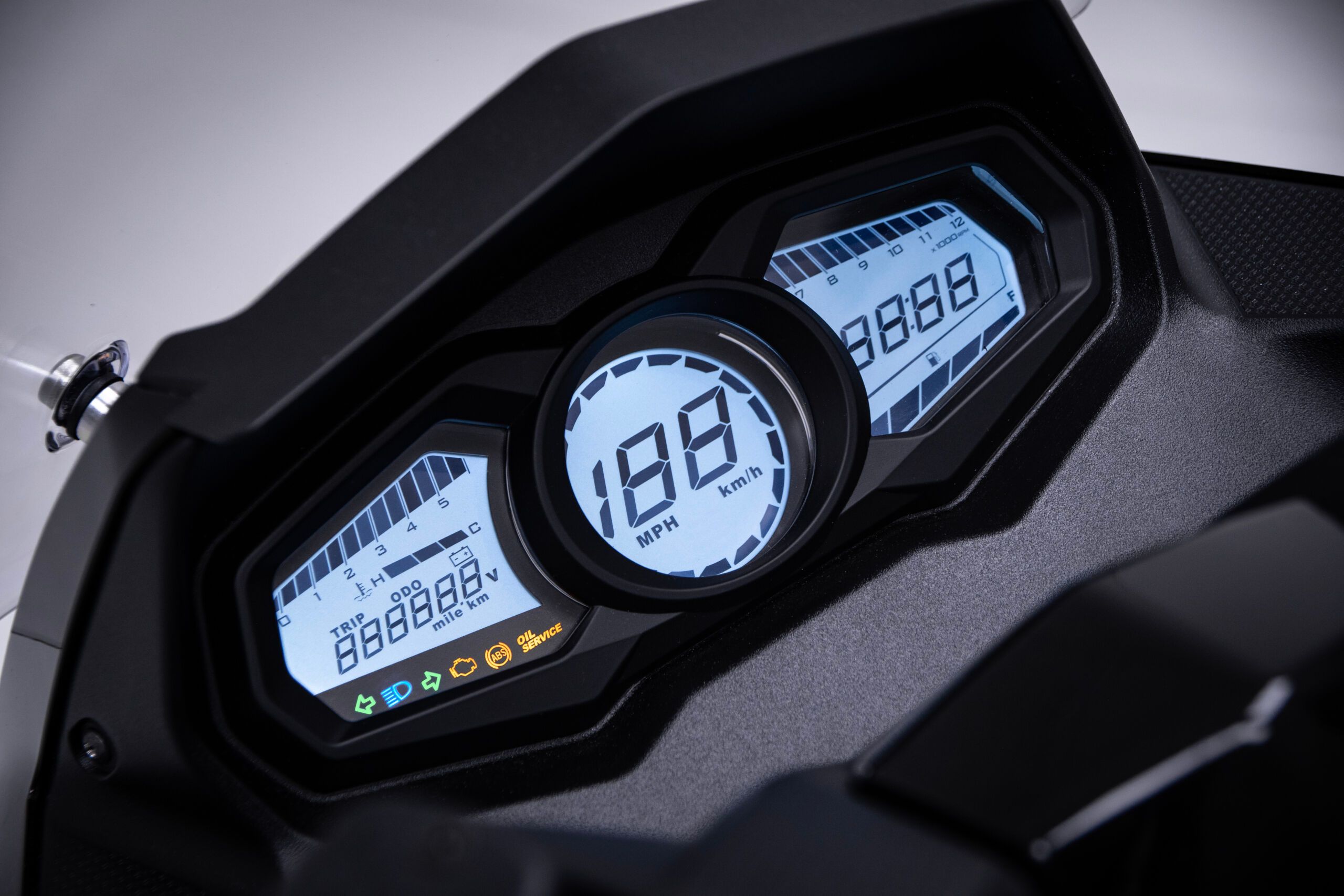 Foto 2: Moto KYMCO DINK 150 Flat nuova 150cc scooter (2026)