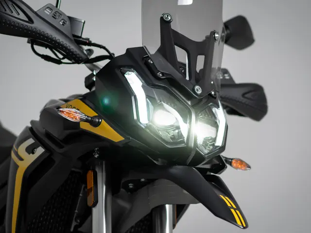 Foto 1: Moto VOGE Valico 300 RALLY nuova 292cc strada (2026)