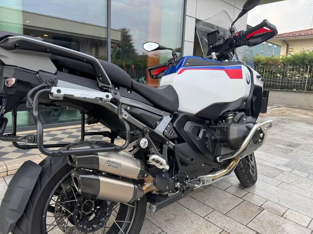 Foto 3: Moto BMW R 1300 GS Adventure usata 1300cc strada (2025)