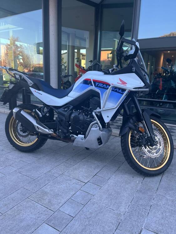Foto 1: Moto HONDA Transalp XL750 usata 755cc strada (2023)