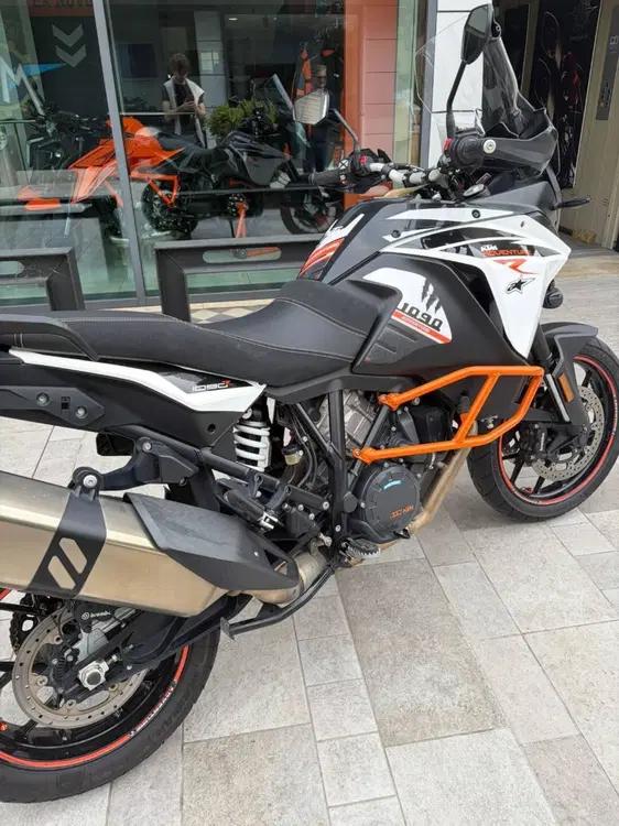 KTM 1090 Adventure R