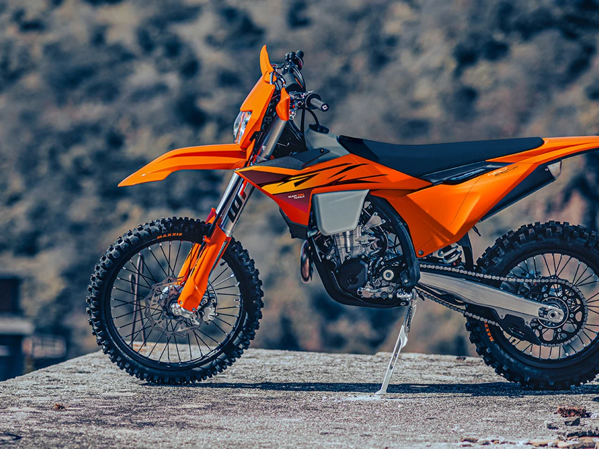 Foto 1: Moto KTM 450 EXC-F nuova 450cc enduro (2026)
