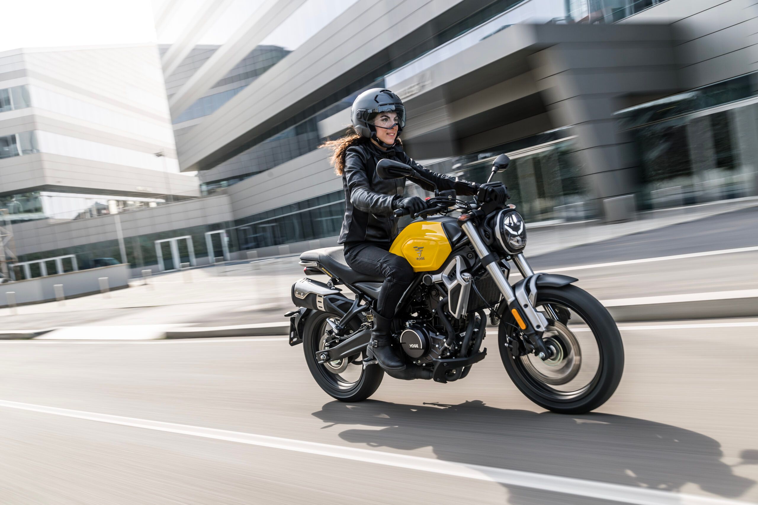 Foto 1: Moto VOGE Trofeo 350AC nuova 321cc strada (2026)